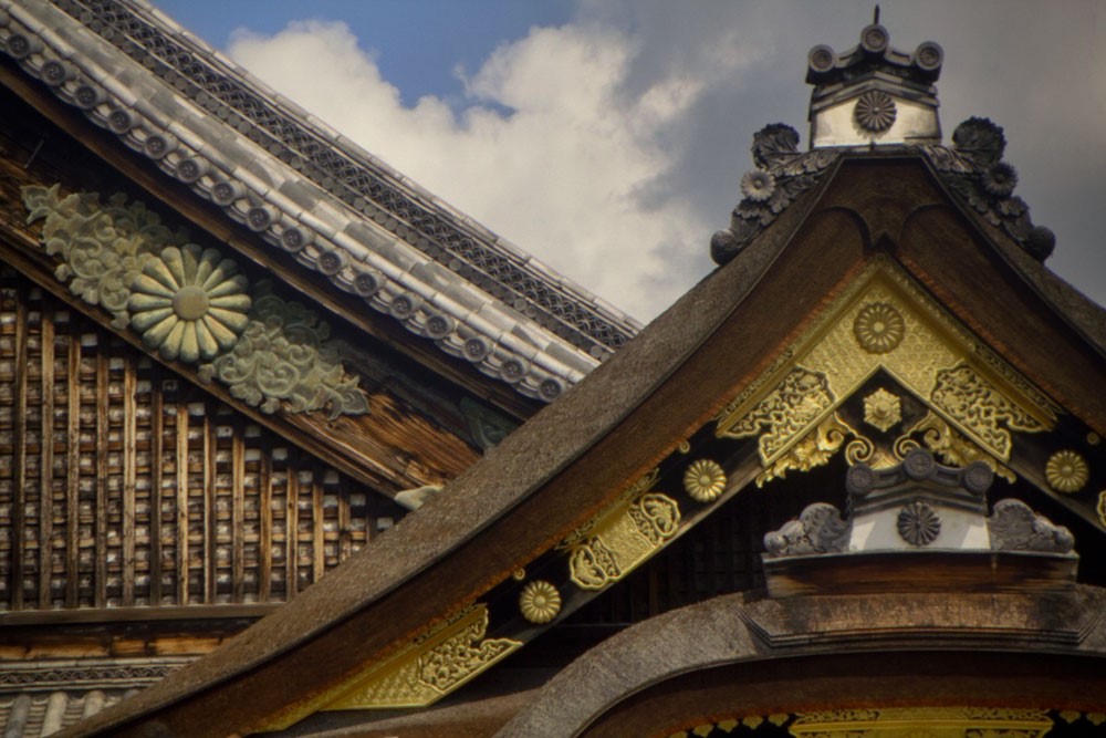 Ein asiatischer Tempel in der Detailaufnahme von unserem 4KMedia Player